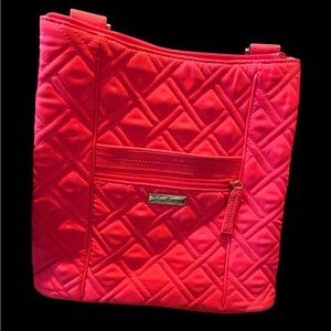 Very Bradley GERANIUM HIPSTER Large CROSSBODY PURSE Pink Over The Shoulder